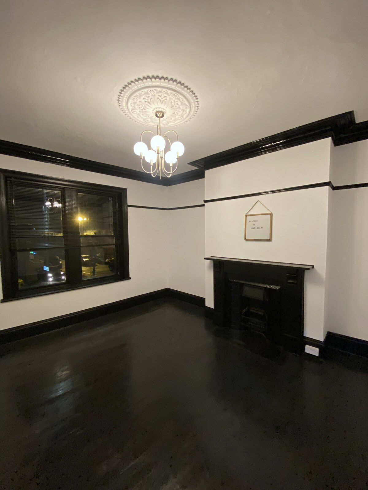 Room Two photo 1